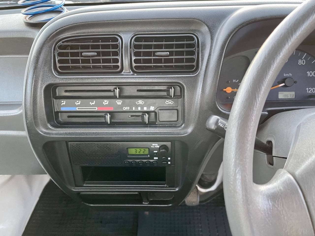 1999 Suzuki Carry EFI 4WD, 2Hi-4Hi-4Lo, 5MT, Next Gen