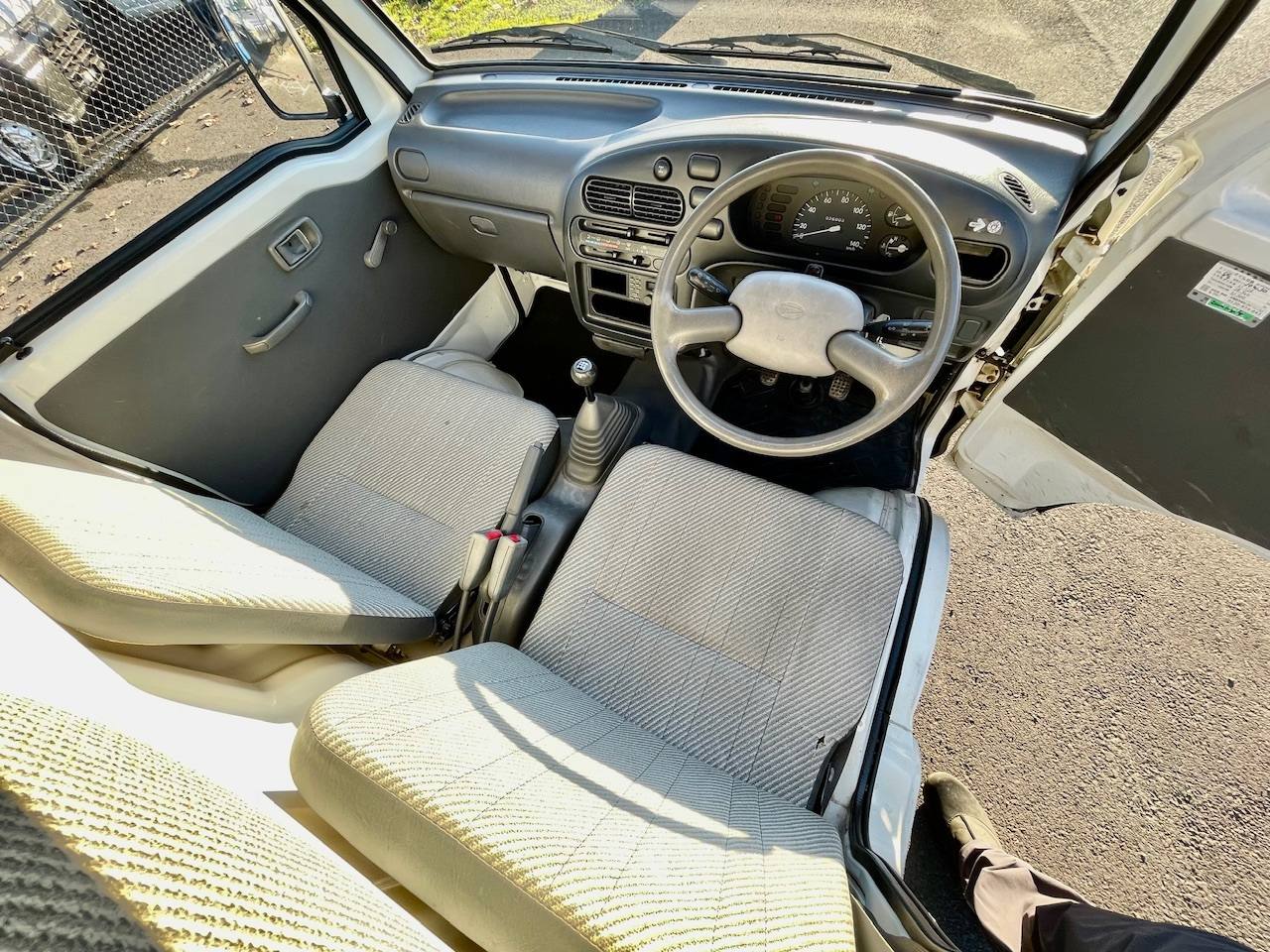 1994 Daihatsu Hi-Jet 4WD, 2Hi-4Hi, 5MT, Like New