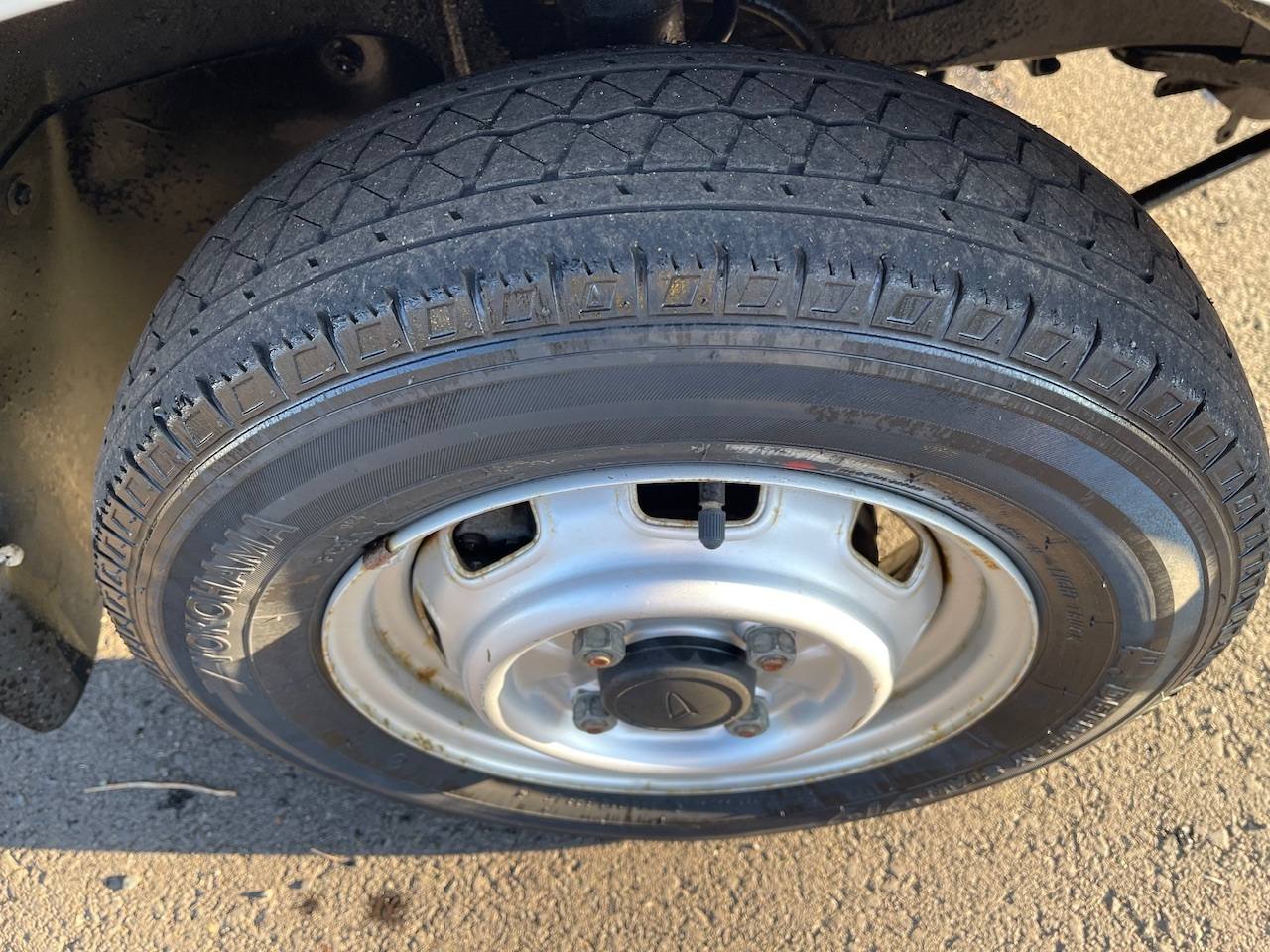 1994 Daihatsu Hi-Jet 4WD, 2Hi-4Hi, 5MT, Like New