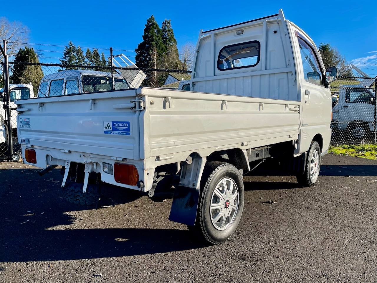 1995 Mitsubishi Minicab 4WD, 2Hi-4Hi-4Lo, PS, 5MT, Like New