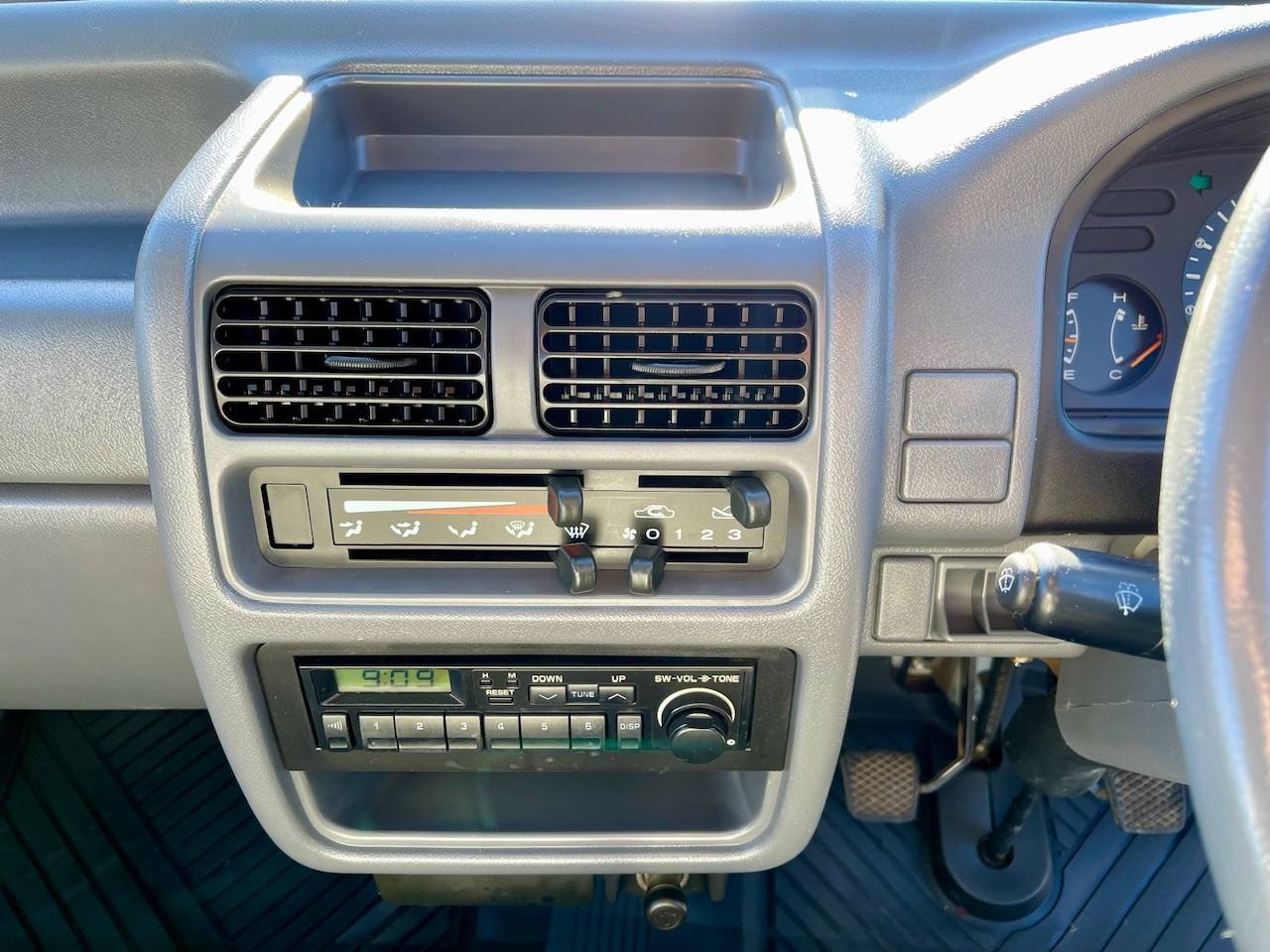 1992 Subaru Sambar 4WD, 2Hi-4Hi, EL Gear, 5MT, Like New