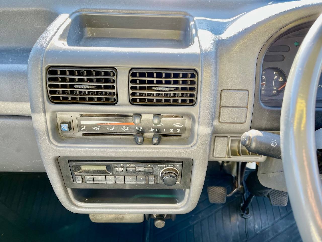 1993 Subaru Sambar Special 4WD, 2Hi-4Hi, EL Gear, AC, 5MT