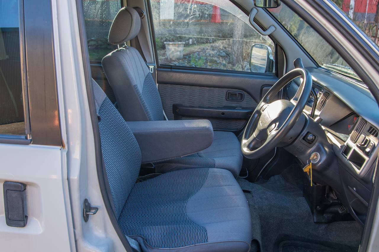 1999 Daihatsu Atrai Custom Turbo EFI 2WD, AC, PS, PW, PL, Auto