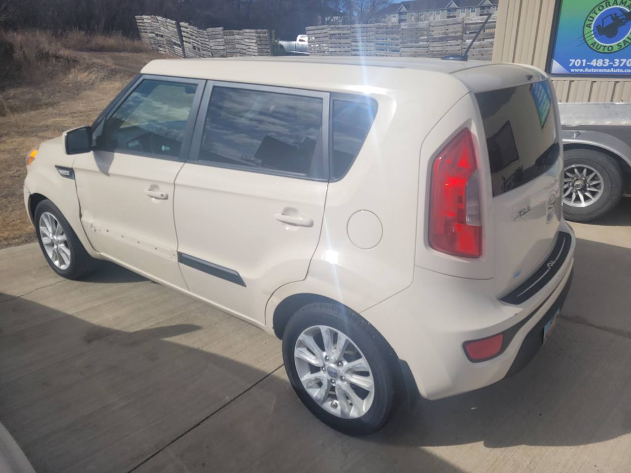 2013 Kia Soul rental