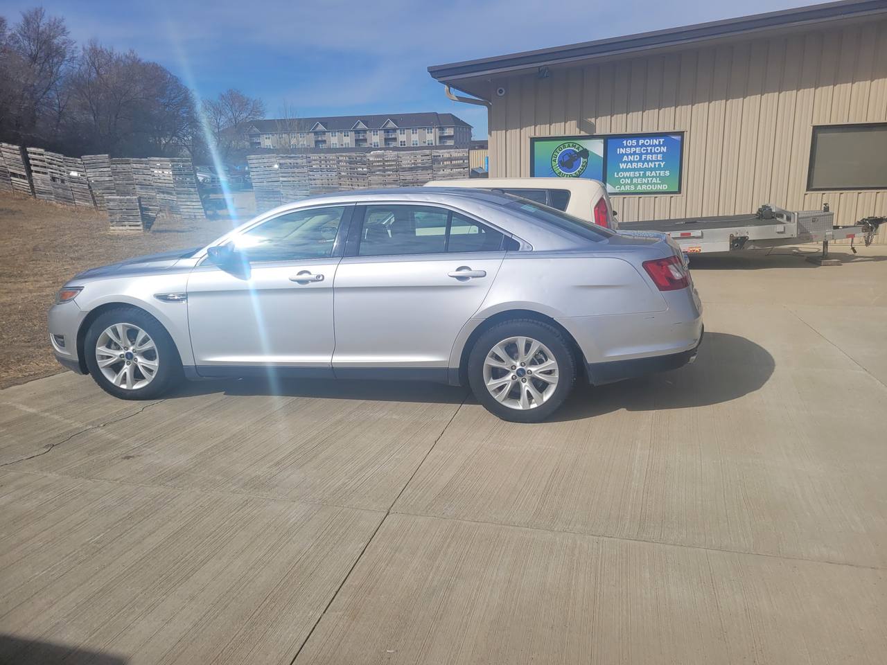 2010 Ford Taurus rental