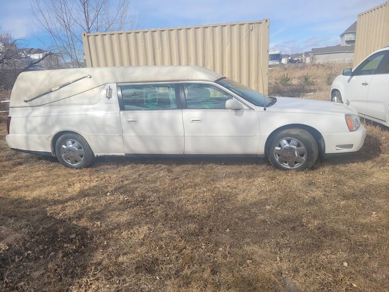 2000 Cadillac Hearse Base FWD