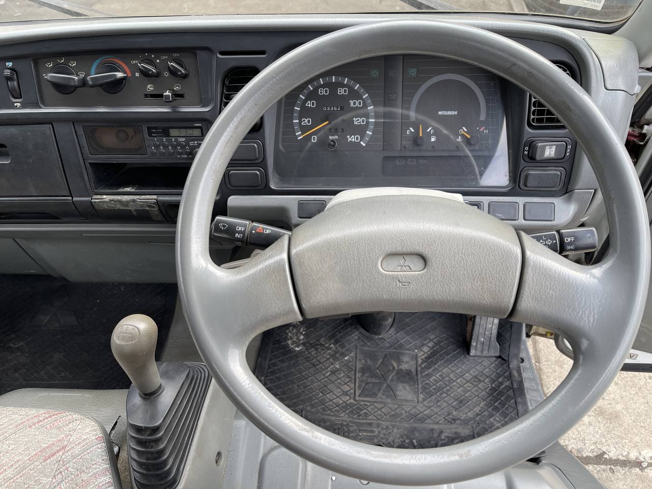 1996 Mitsubishi Canter GUTS Diesel 1.5 Ton Rwd Dually, PW, PS, AC, 5MT