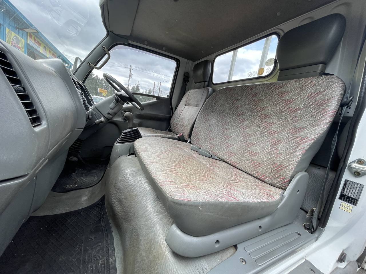 1996 Mitsubishi Canter GUTS Diesel 1.5 Ton Rwd Dually, PW, PS, AC, 5MT