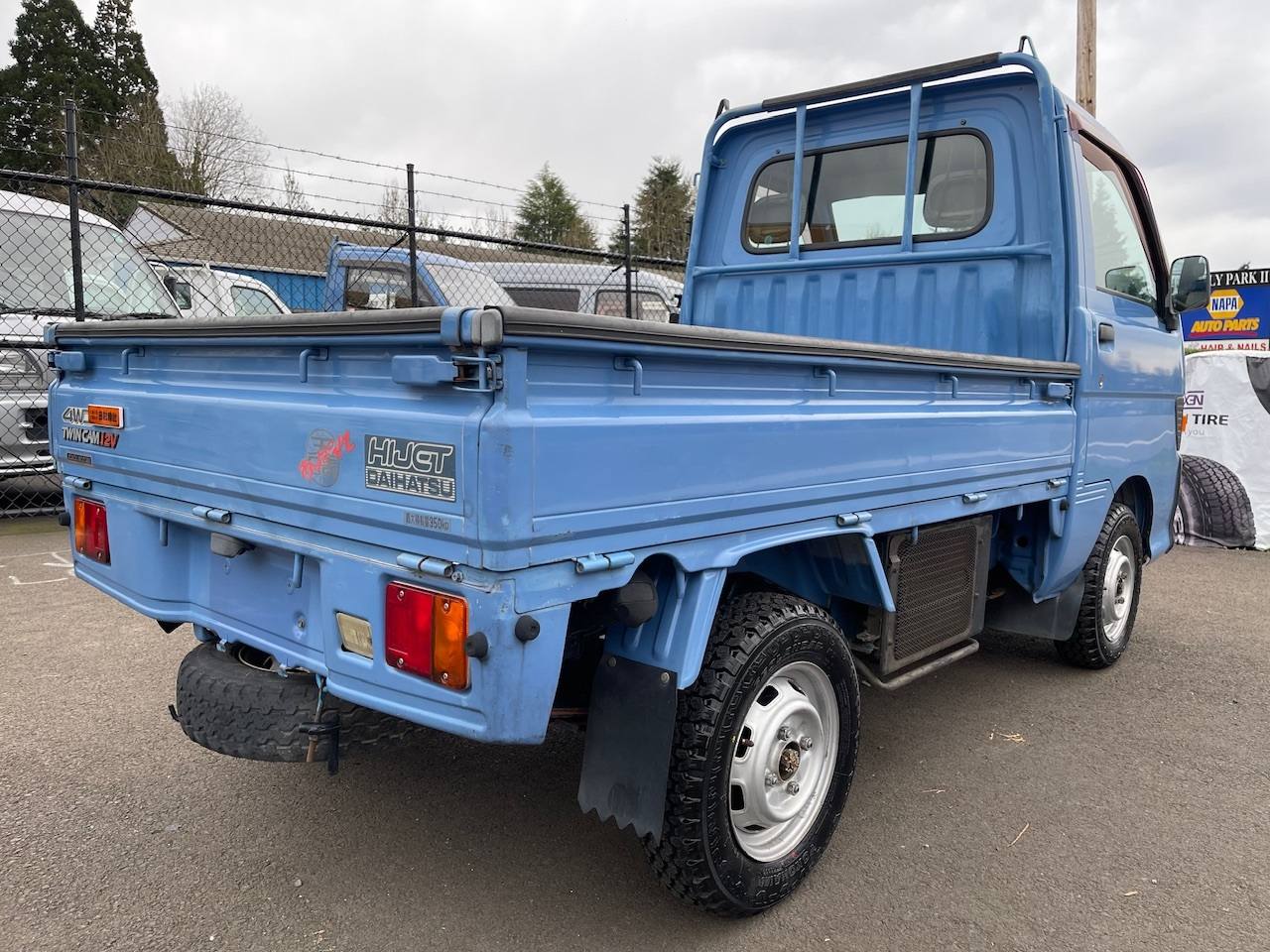1997 Daihatsu Hi-Jet Twincam 12V 4WD, 2Hi-4Hi-4Lo, 5MT