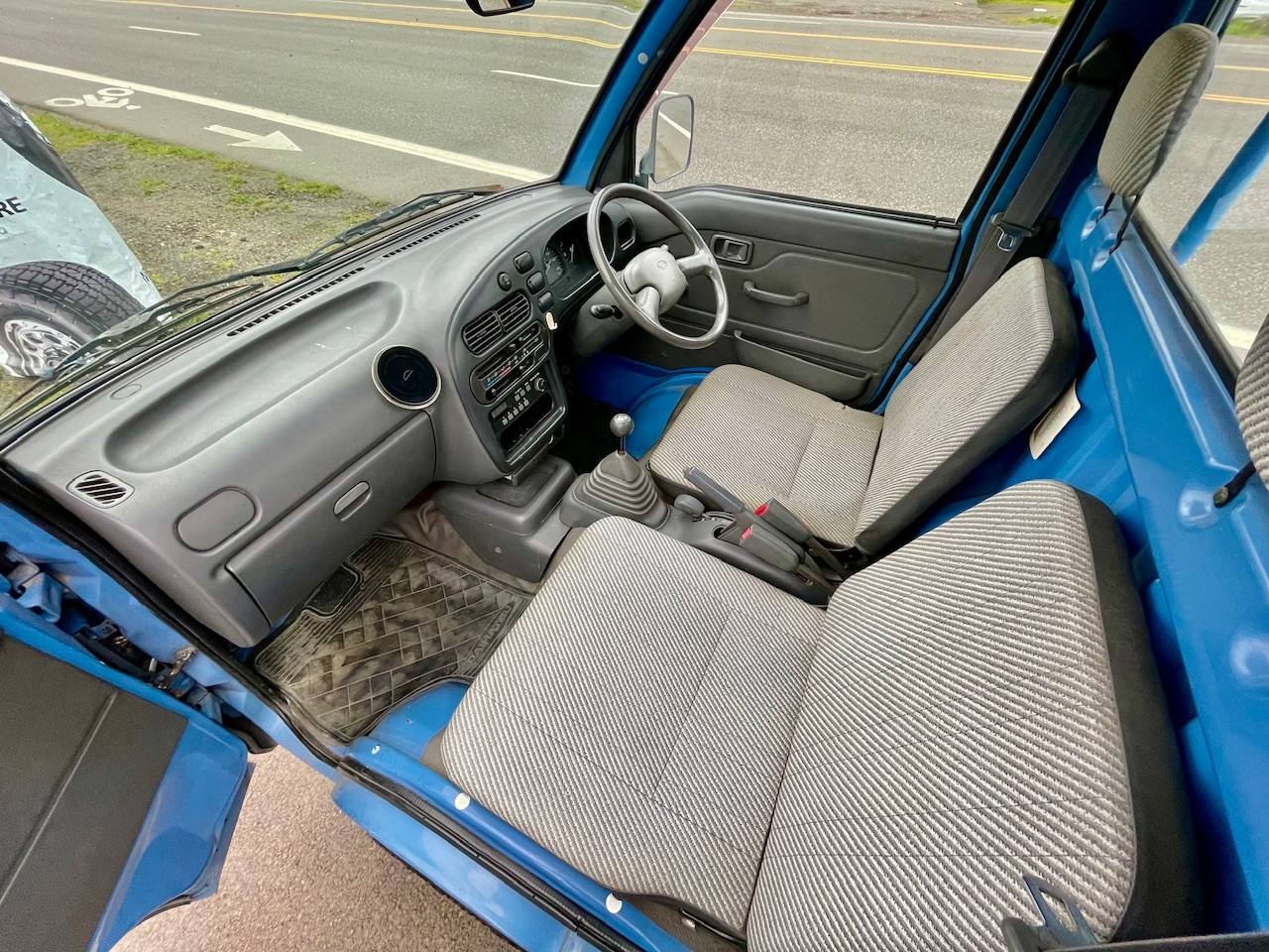 1997 Daihatsu Hi-Jet Twincam 12V 4WD, 2Hi-4Hi-4Lo, 5MT