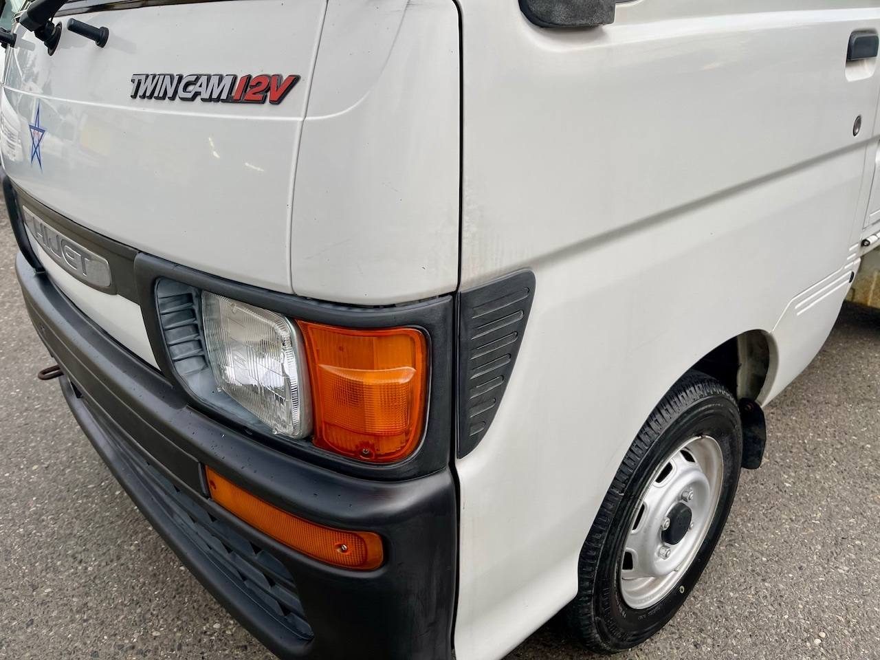 1998 Daihatsu Hi-Jet Twincam 12V 4WD, 2Hi-4Hi-4Lo, AC, 5MT