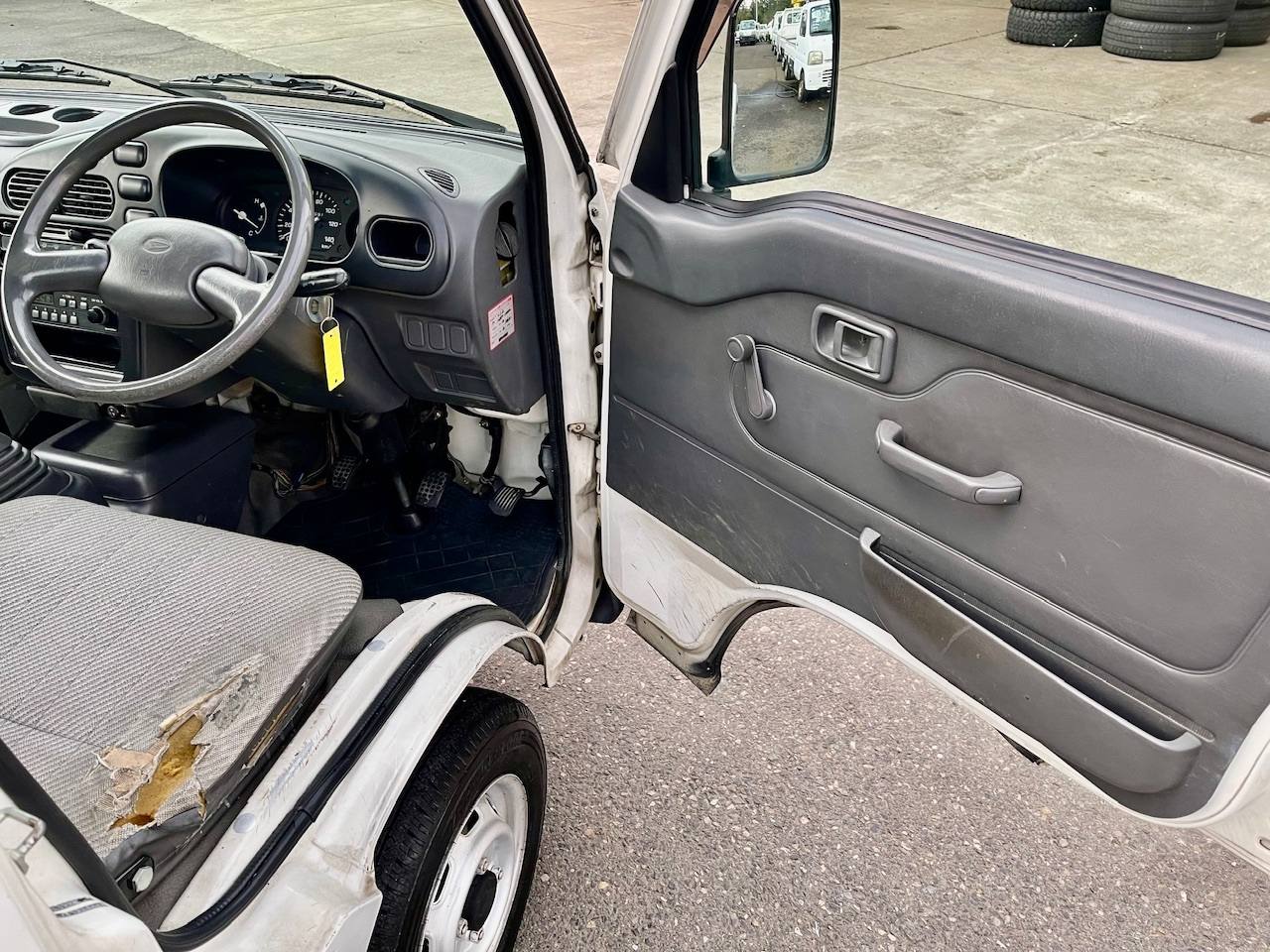 1998 Daihatsu Hi-Jet Twincam 12V 4WD, 2Hi-4Hi-4Lo, AC, 5MT