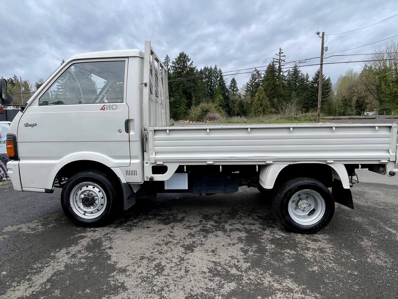 1994 Mazda Bongo 2.2L Diesel 4WD, 2Hi-4Hi-4Lo, 5MT, Dually 1 Ton