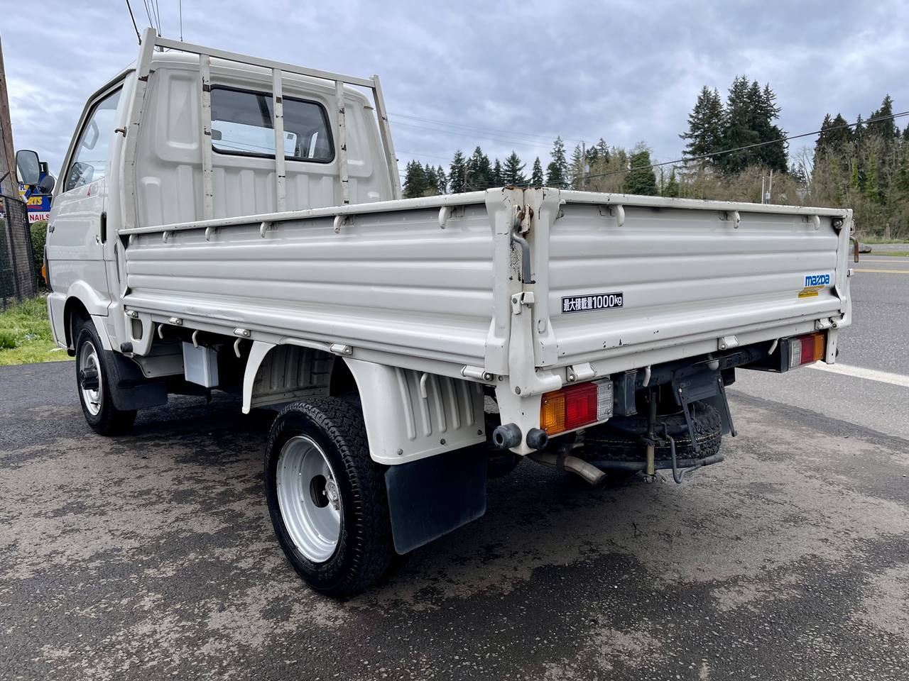 1994 Mazda Bongo 2.2L Diesel 4WD, 2Hi-4Hi-4Lo, 5MT, Dually 1 Ton