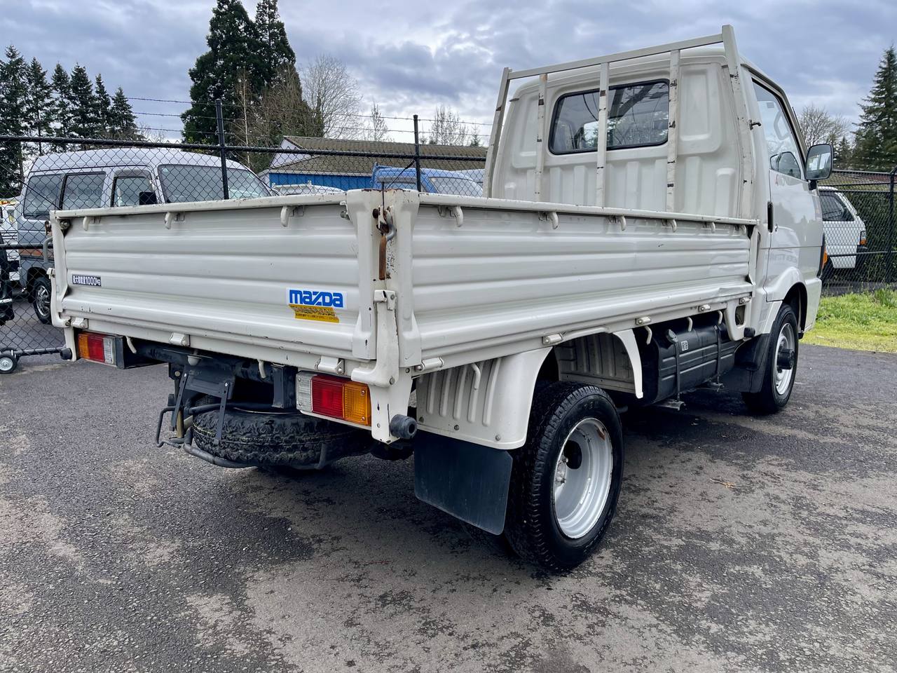 1994 Mazda Bongo 2.2L Diesel 4WD, 2Hi-4Hi-4Lo, 5MT, Dually 1 Ton