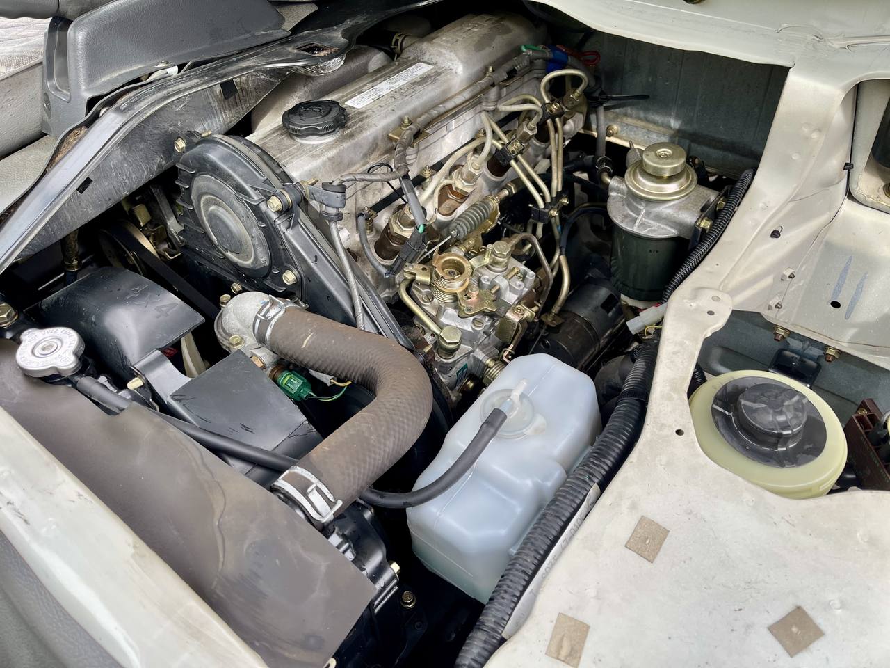 1994 Mazda Bongo 2.2L Diesel 4WD, 2Hi-4Hi-4Lo, 5MT, Dually 1 Ton