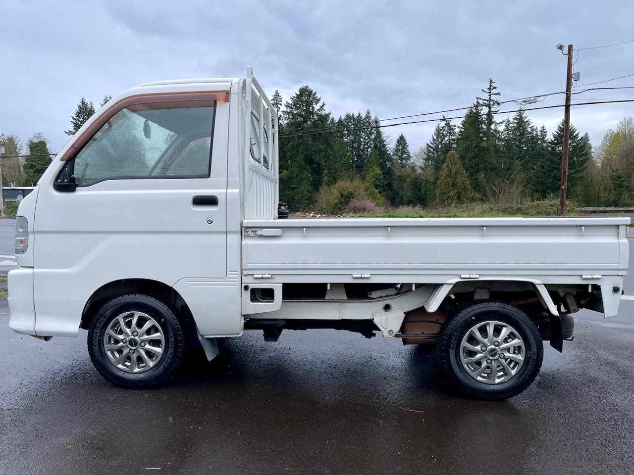 2000 Daihatsu Hi-Jet EFI DLI Twincam 12V 4WD, 2Hi-4Hi, AC, 5MT
