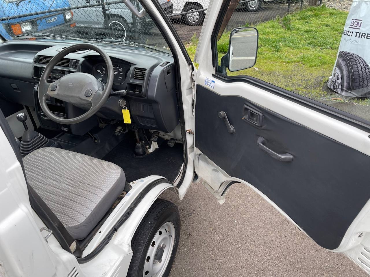 1999 Daihatsu Hi-Jet EFI DLI Twincam 12V 4WD, 2Hi-4Hi, 5MT