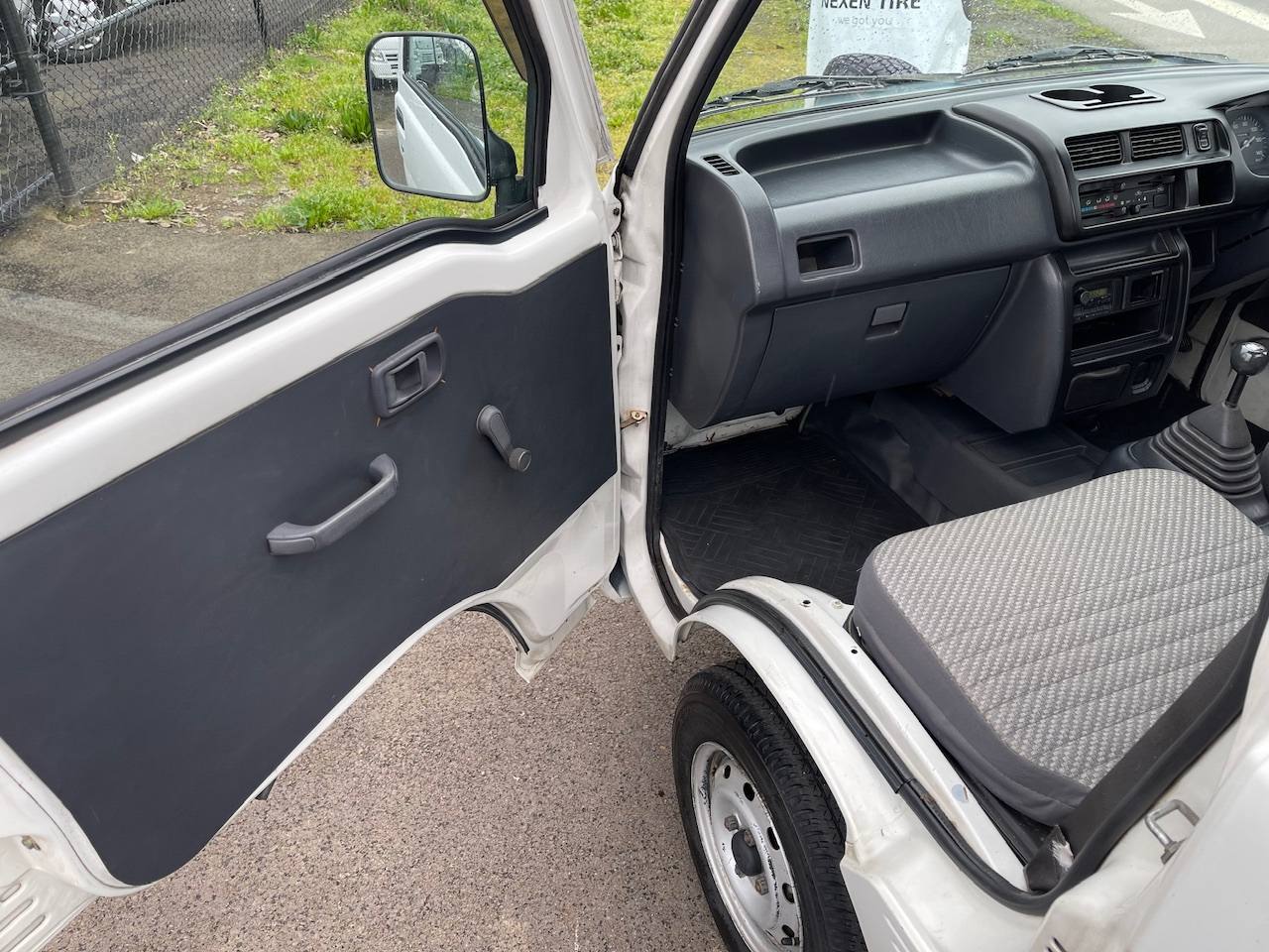 1999 Daihatsu Hi-Jet EFI DLI Twincam 12V 4WD, 2Hi-4Hi, 5MT