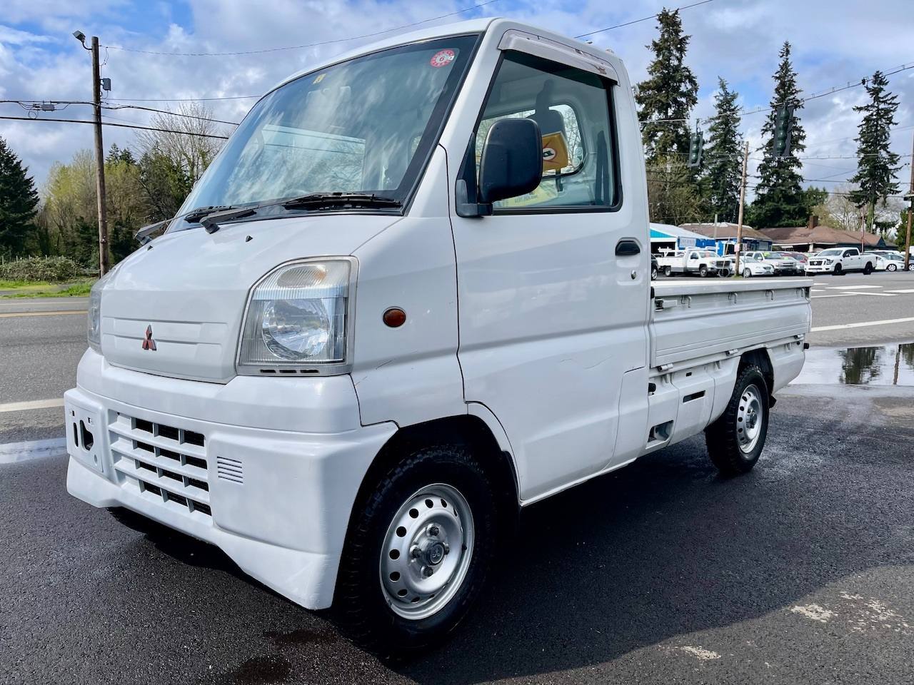 1999 Mitsubishi Minicab Special Edition 4WD, 2Hi-4Hi-4Lo, AC, PS, 5MT