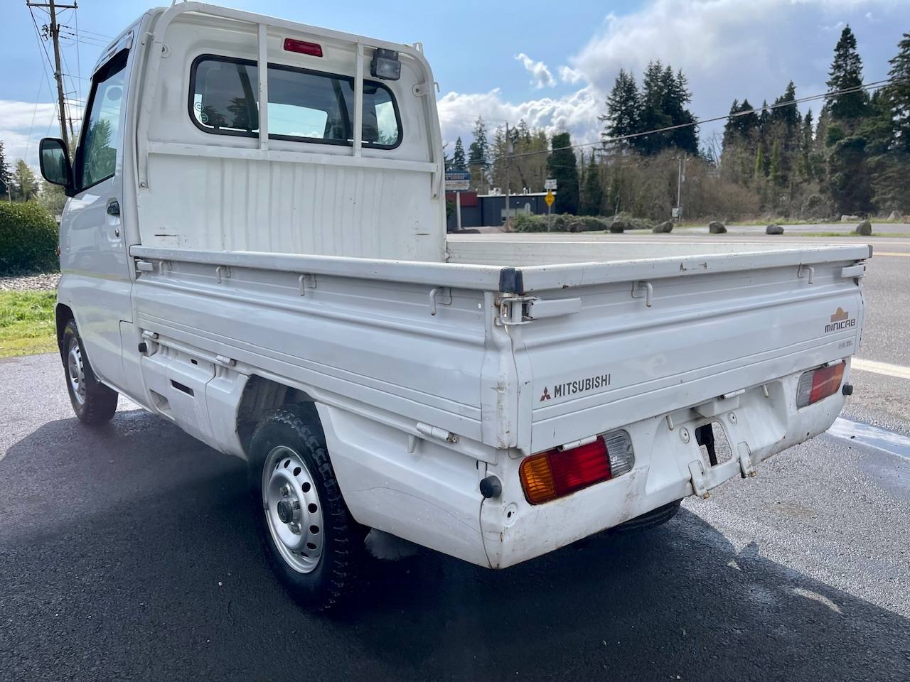 1999 Mitsubishi Minicab Special Edition 4WD, 2Hi-4Hi-4Lo, AC, PS, 5MT