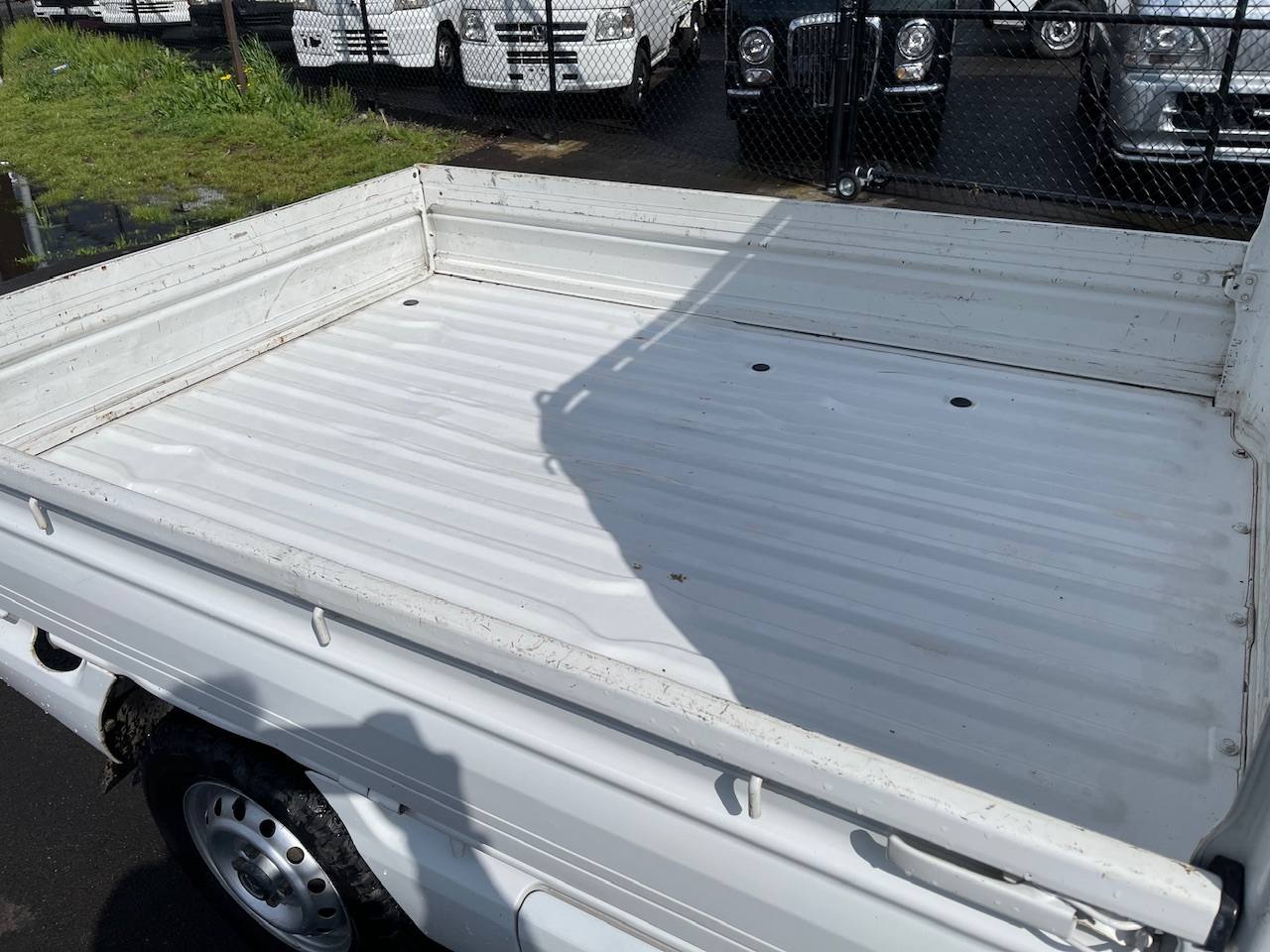 1999 Mitsubishi Minicab Special Edition 4WD, 2Hi-4Hi-4Lo, AC, PS, 5MT