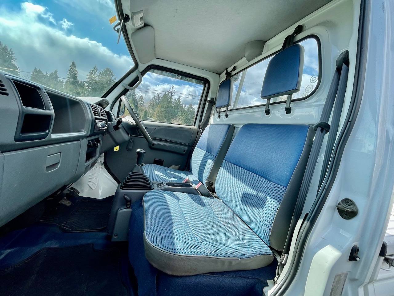 1999 Mitsubishi Minicab Special Edition 4WD, 2Hi-4Hi-4Lo, AC, PS, 5MT