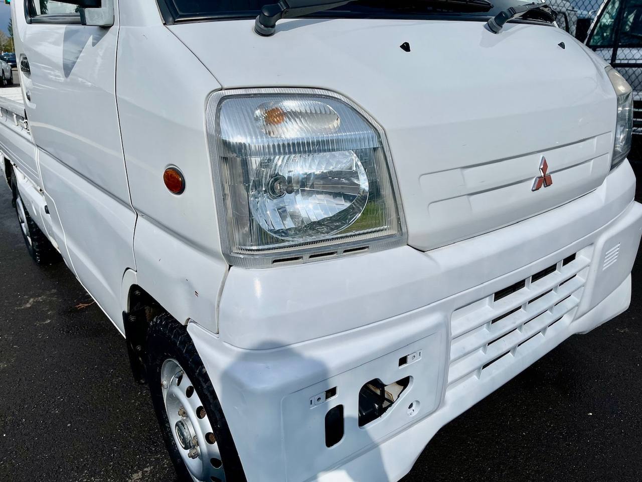 1999 Mitsubishi Minicab Special Edition 4WD, 2Hi-4Hi-4Lo, AC, PS, 5MT