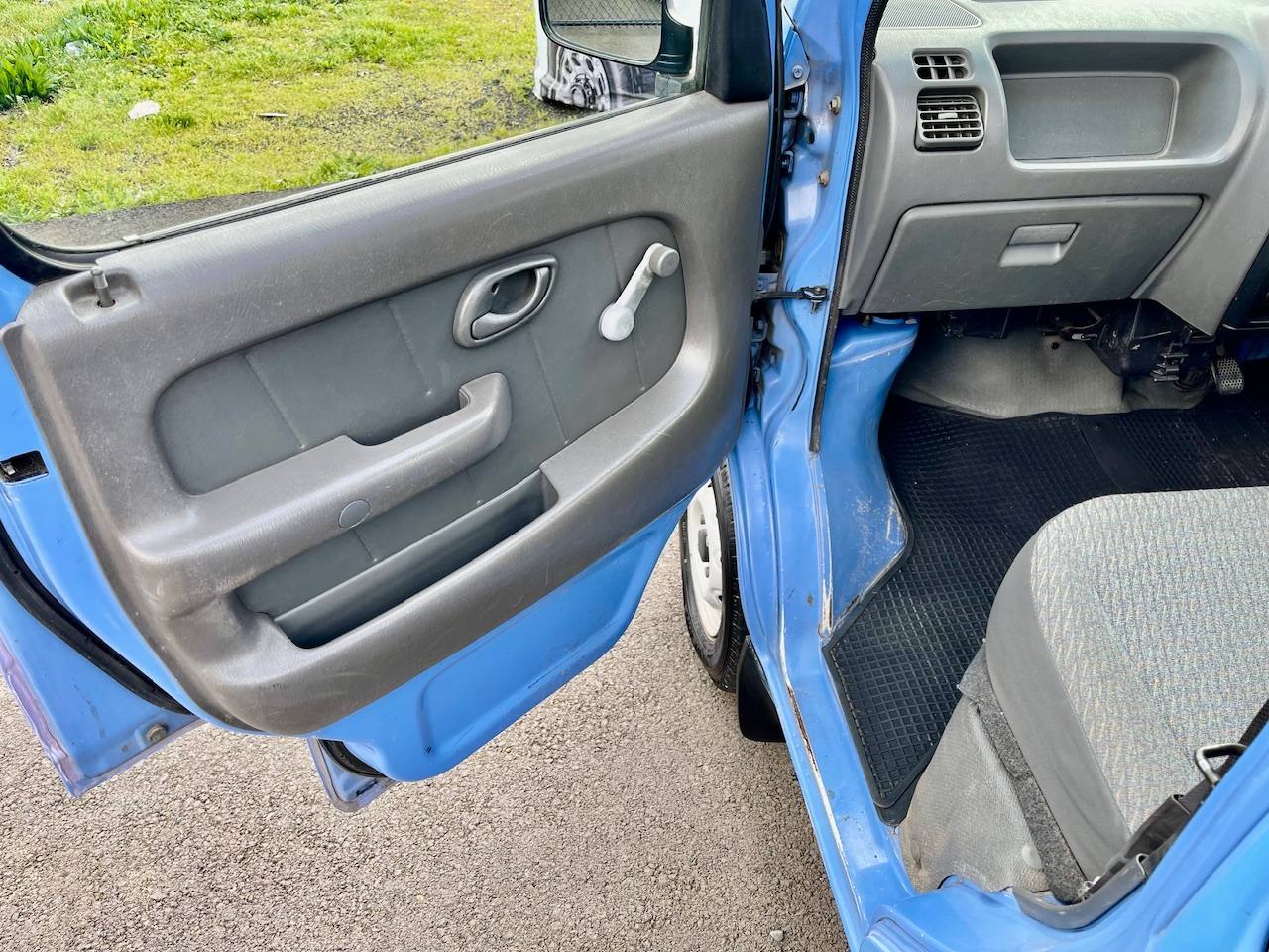 2000 Suzuki Carry EFI 4WD, 2Hi-4Hi-4Lo, AC, 5MT, Diff Lock, Rare!