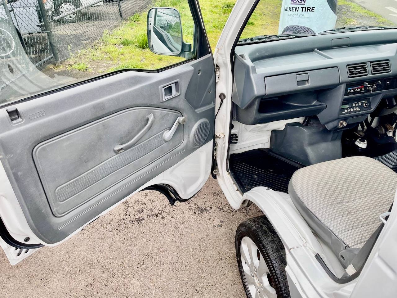 1998 Honda Acty Super Delux RealTime 4WD, Mid-Engine, 5MT