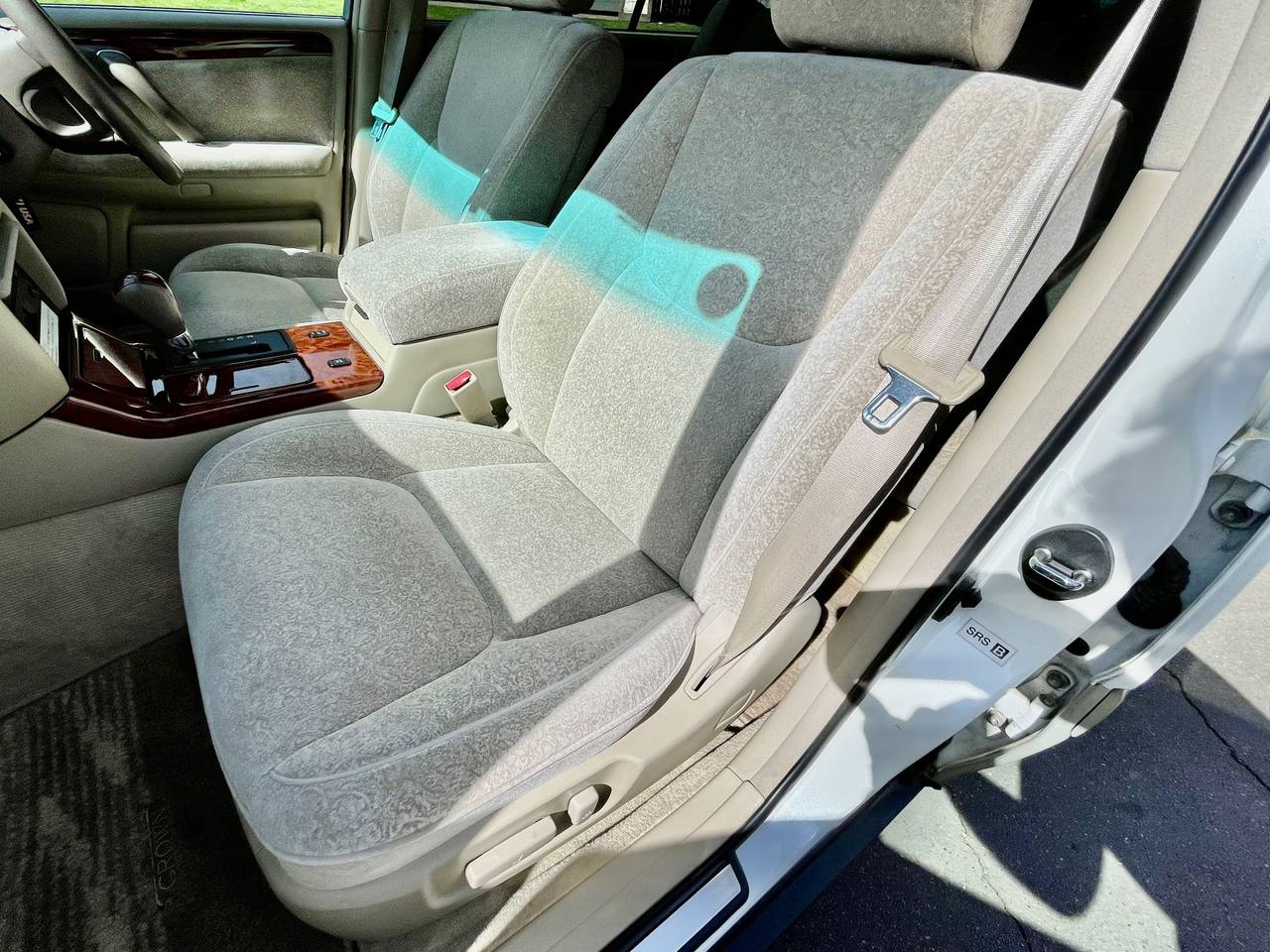 2000 Toyota Crown Estate  2JZ RWD, PW. PL, PS, AC, Navi, Automatic