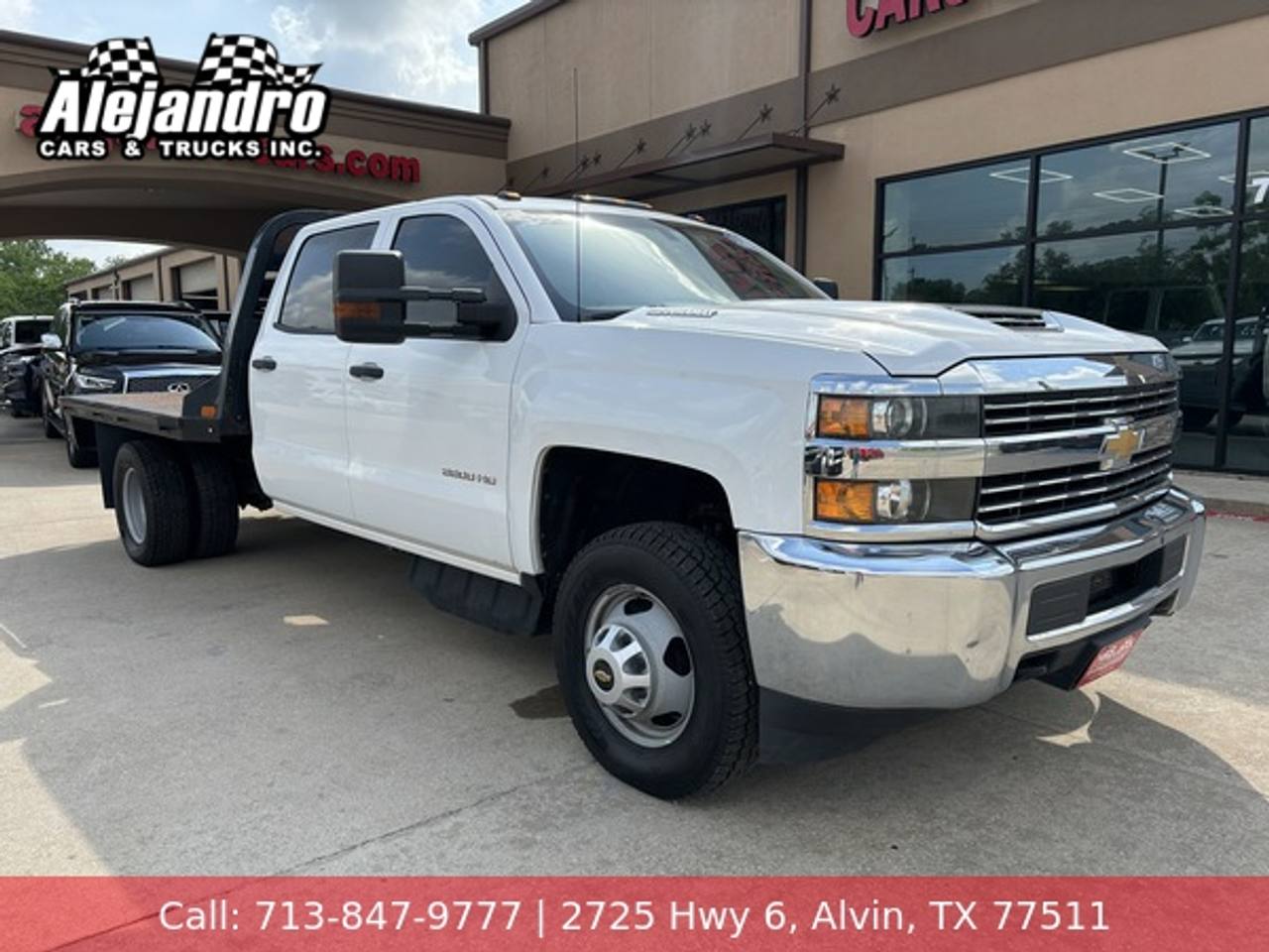 2017 Chevrolet Silverado 3500HD Flat Bed Crew Cab 4WD