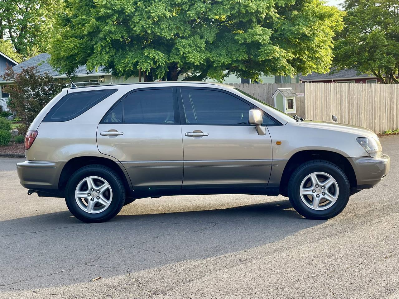 1998 Toyota Harrier 3.0 Four 4WD, PS,PW,PL,PM, AC, Automatic