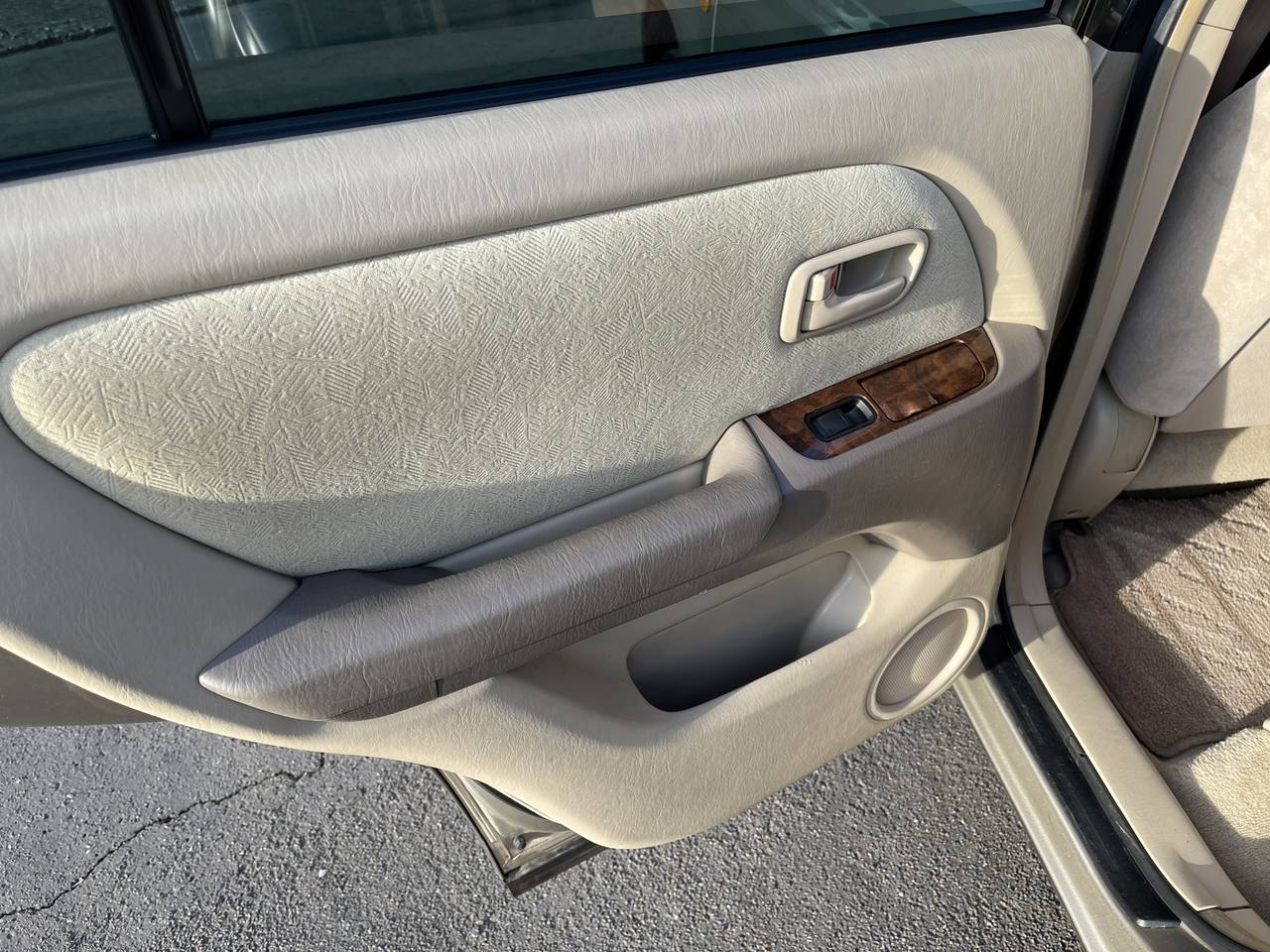 1998 Toyota Harrier 3.0 Four 4WD, PS,PW,PL,PM, AC, Automatic