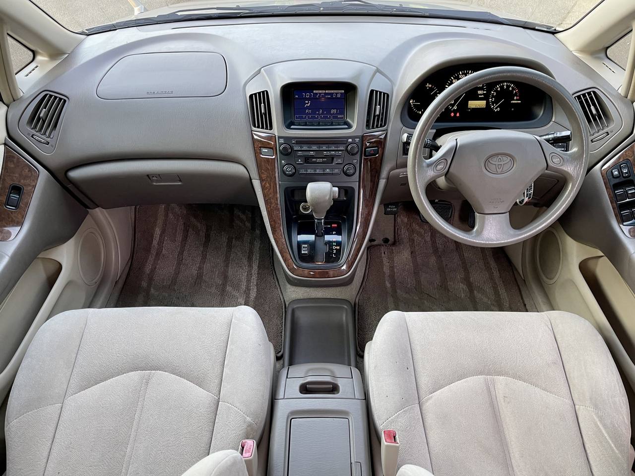 1998 Toyota Harrier 3.0 Four 4WD, PS,PW,PL,PM, AC, Automatic