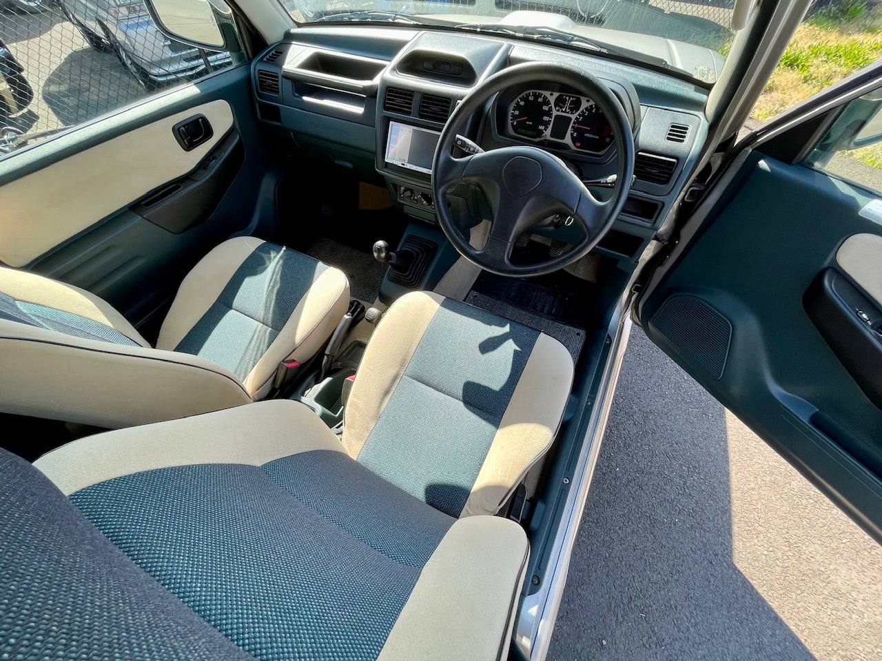 1999 Mitsubishi Pajero Mini Duke Turbo 4WD, 2Hi-4Hi-4Lo, PS, AC, 5MT