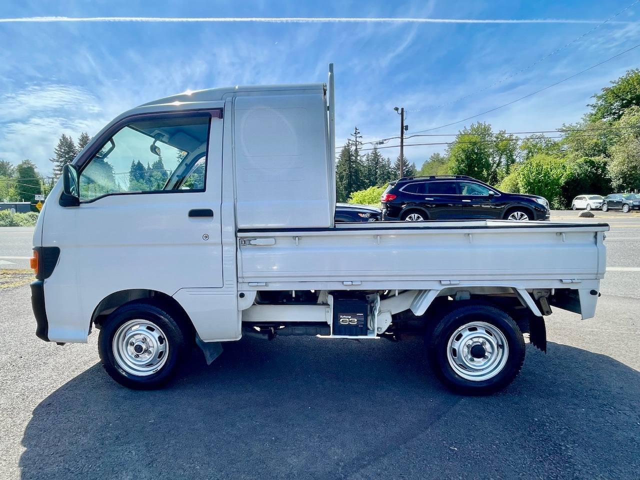 1997 Daihatsu Hi-Jet Super Jumbo 4WD, 2Hi-4Hi-4Lo, AC, 5MT, Rare