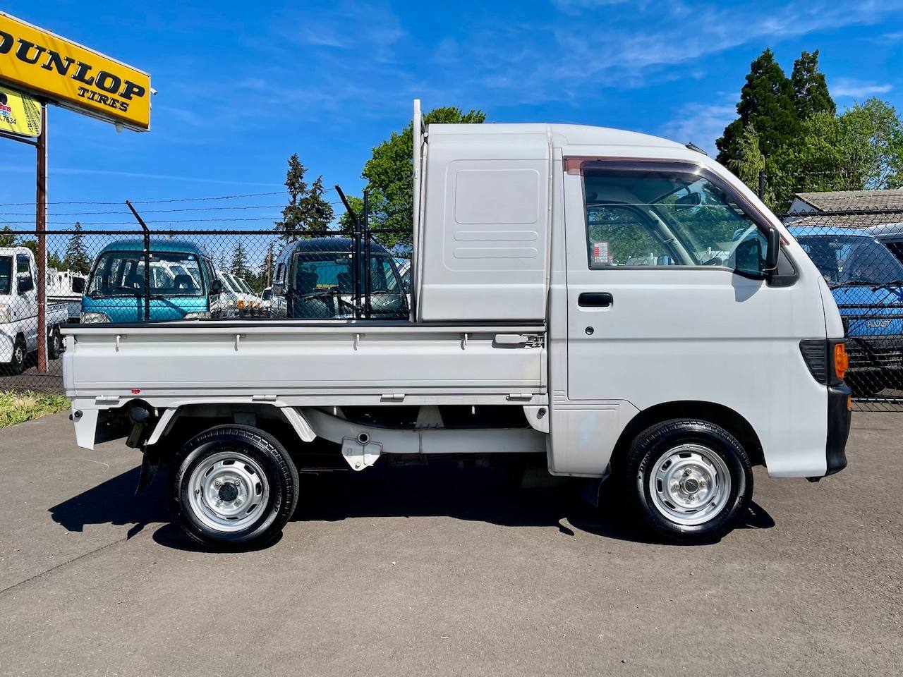 1997 Daihatsu Hi-Jet Super Jumbo 4WD, 2Hi-4Hi-4Lo, AC, 5MT, Rare