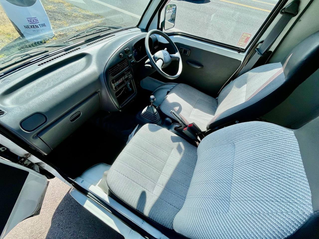 1997 Daihatsu Hi-Jet Super Jumbo 4WD, 2Hi-4Hi-4Lo, AC, 5MT, Rare