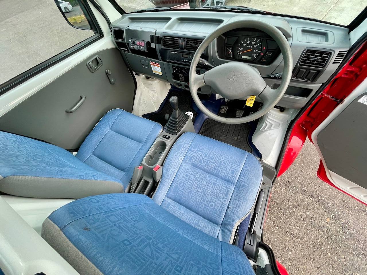 2000 Mitsubishi Minicab EFI Fire 4WD, 2Hi-4Hi-4Lo, 5MT, Collector
