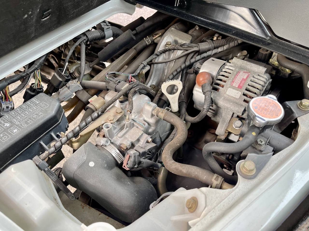 2000 Mitsubishi Minicab EFI Fire 4WD, 2Hi-4Hi-4Lo, 5MT, Collector