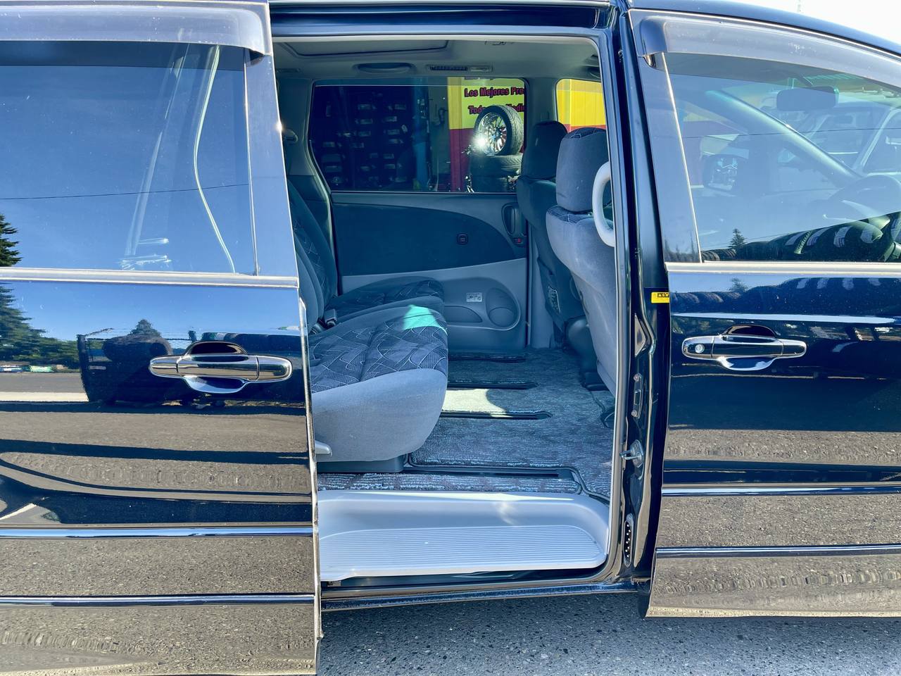 2000 Toyota Estima 3.0 Aeras 4WD, 2Hi-4Hi, AC, PS, PW, PL, 8-Pass, Auto