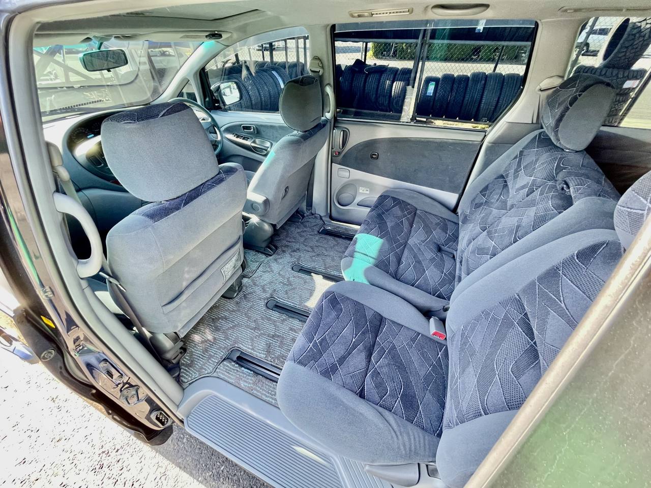 2000 Toyota Estima 3.0 Aeras 4WD, 2Hi-4Hi, AC, PS, PW, PL, 8-Pass, Auto