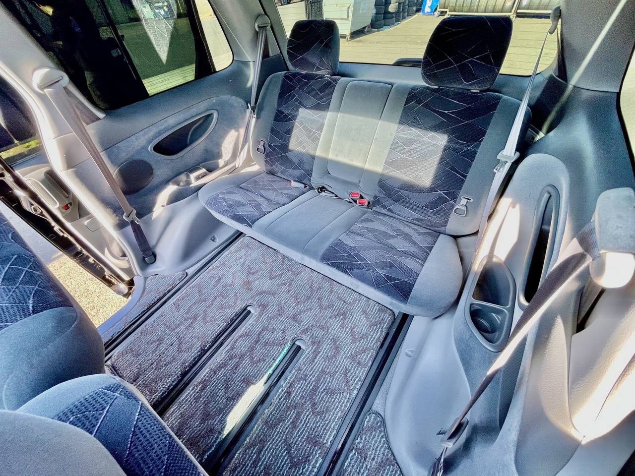 2000 Toyota Estima 3.0 Aeras 4WD, 2Hi-4Hi, AC, PS, PW, PL, 8-Pass, Auto