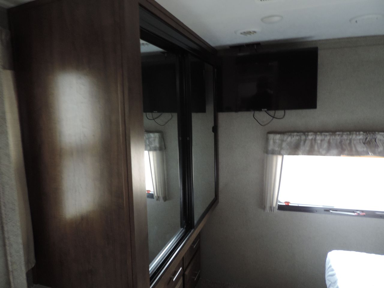 2019 Forest River Flagstaff 832FLBS -