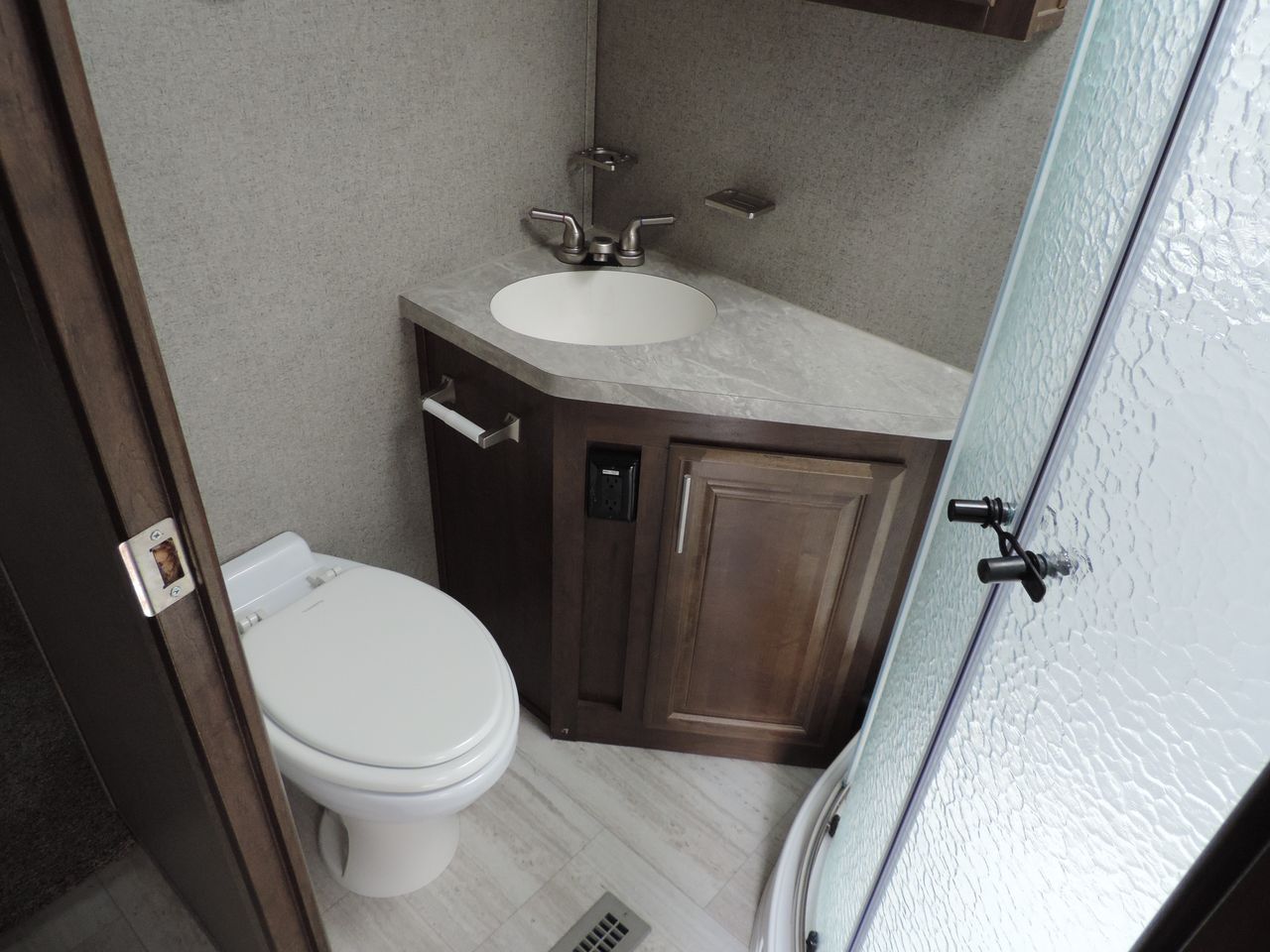 2019 Forest River Flagstaff 832FLBS -