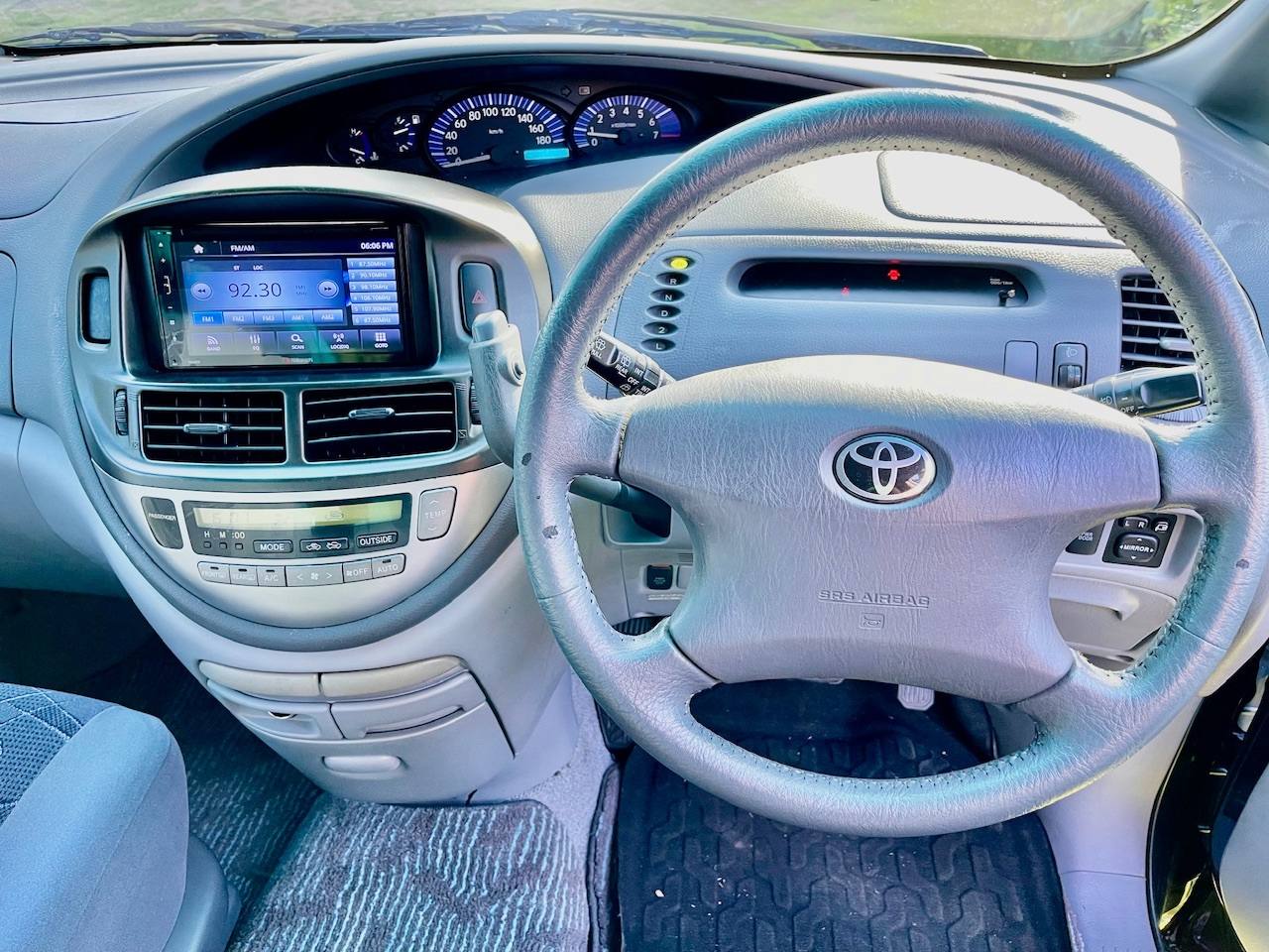 2000 Toyota Estima 3.0 Aeras 4WD, 2Hi-4Hi, AC, PS, PW, PL, 8-Pass, Auto