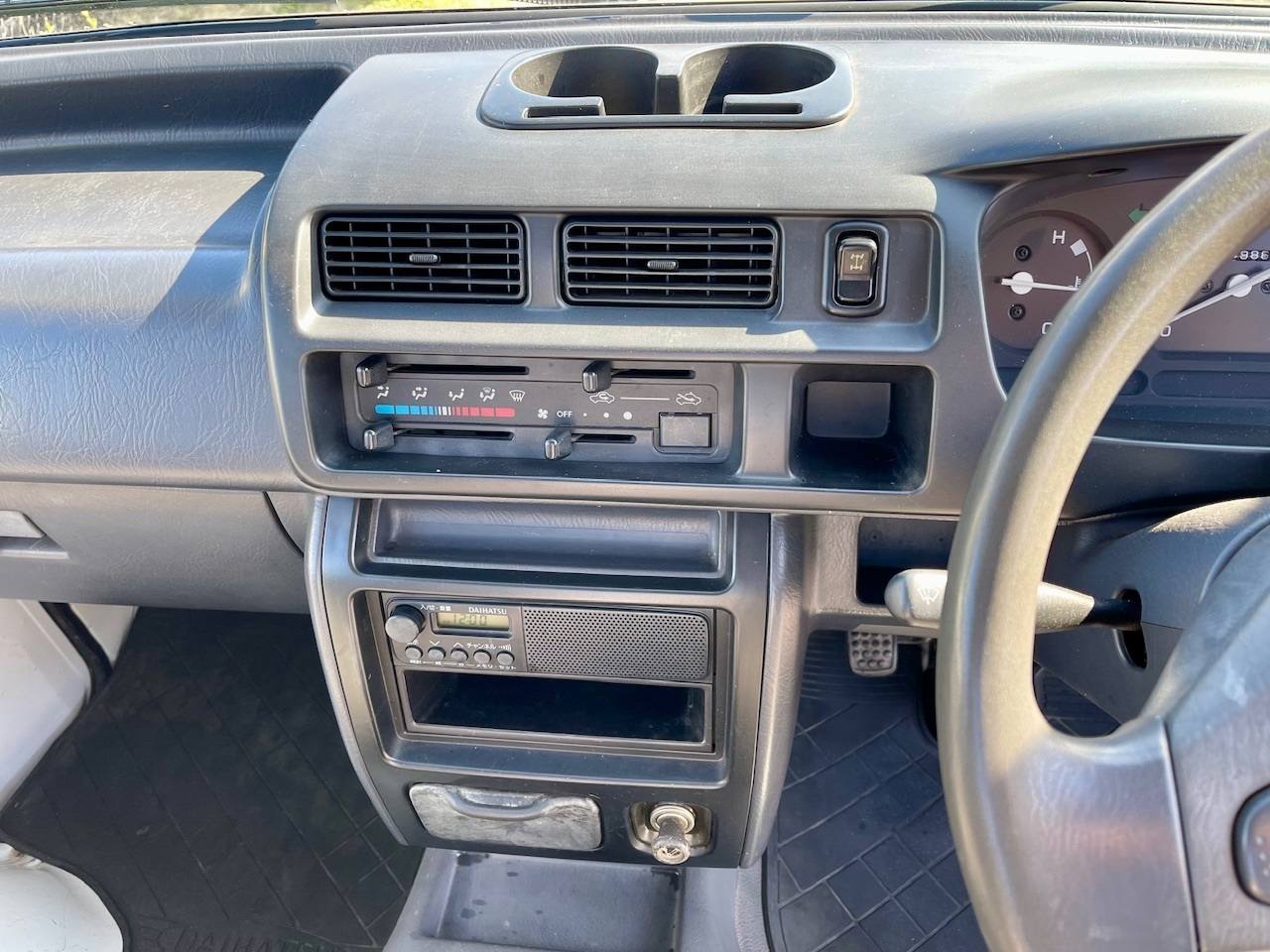 2000 Daihatsu Hi-Jet EFI DLI Twincam 4WD, 2Hi-4Hi, 5MT