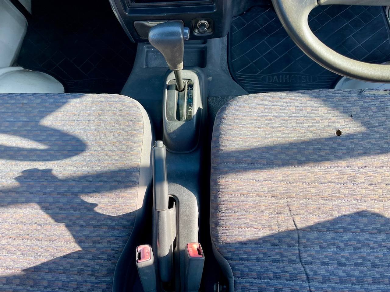 1999 Daihatsu Hi-Jet EFI DLI Twincam 4WD, 2Hi-4Hi PS, AC, Automatic