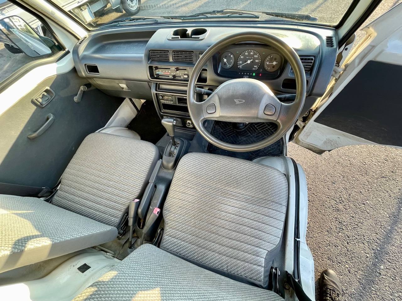1999 Daihatsu Hi-Jet EFI DLI Twincam 4WD, 2Hi-4Hi, AC, Automatic